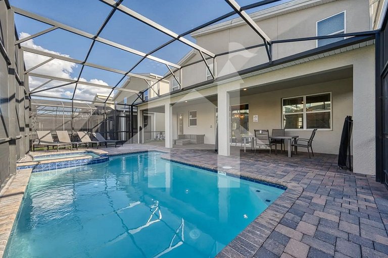 Vacation Home Near Disney, 9 bedrooms