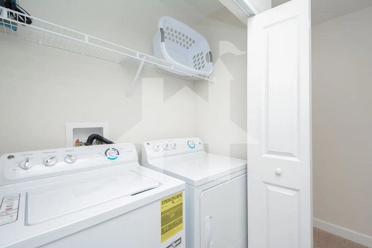 Vacation Home Near Disney, 4 bedrooms