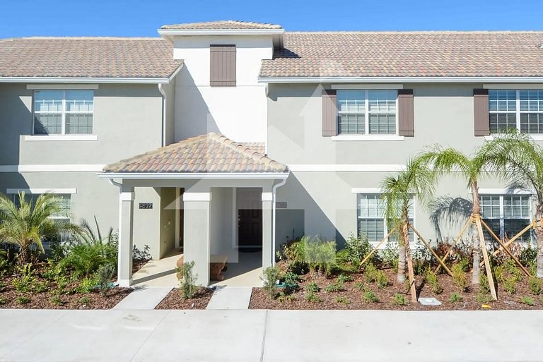 Vacation Home Near Disney, 4 bedrooms