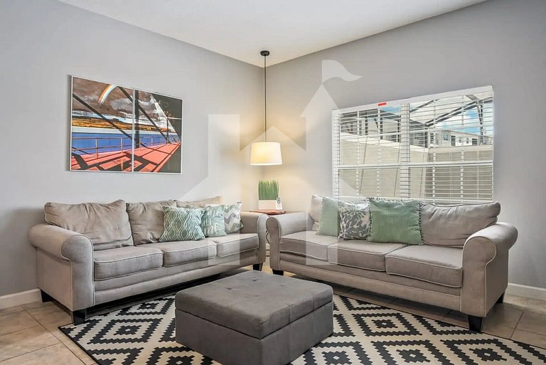 Vacation Home Near Disney, 4 bedrooms
