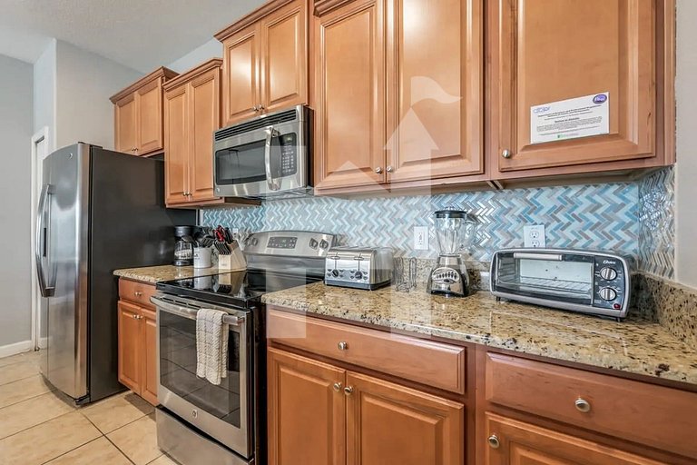 Vacation Home Near Disney, 4 bedrooms