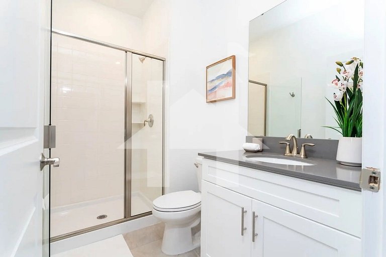 Vacation Home Near Disney, 4 bedrooms