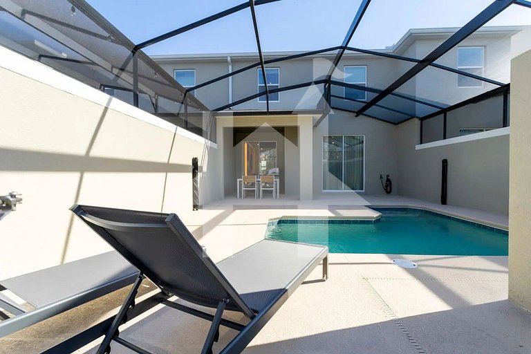Vacation Home Near Disney, 4 bedrooms