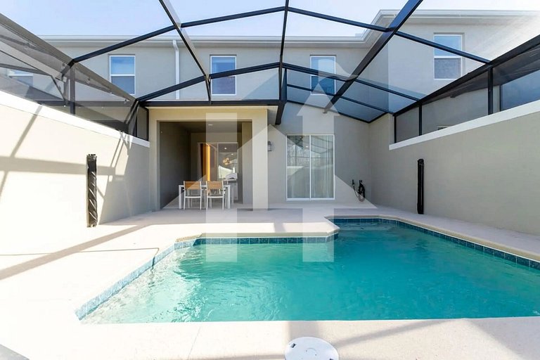Vacation Home Near Disney, 4 bedrooms