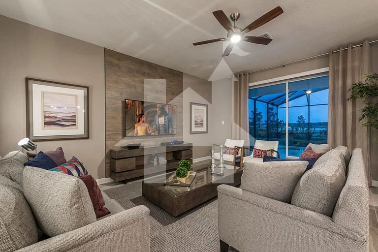 Vacation Home Near Disney, 6 bedrooms