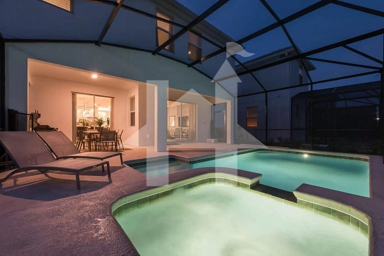 Vacation Home Near Disney, 6 bedrooms