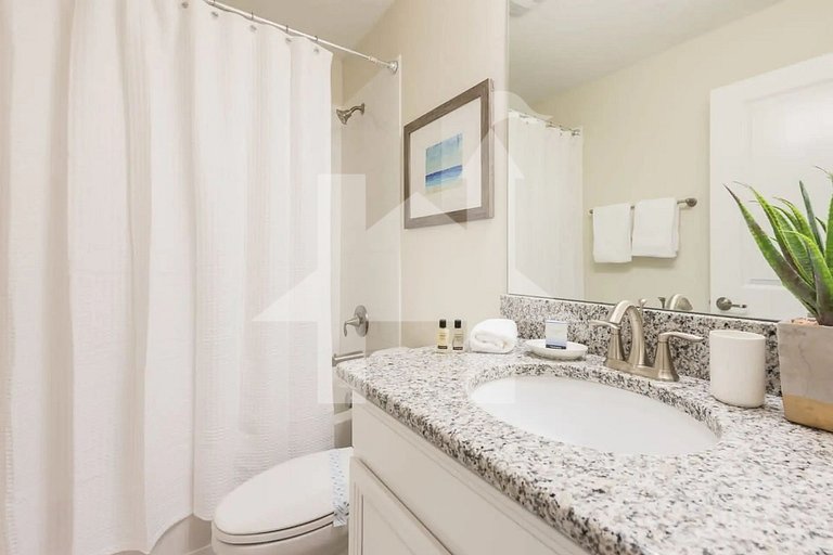 Vacation Home Near Disney, 6 bedrooms