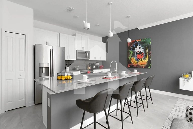 Vacation Home Near Disney, 4 bedrooms