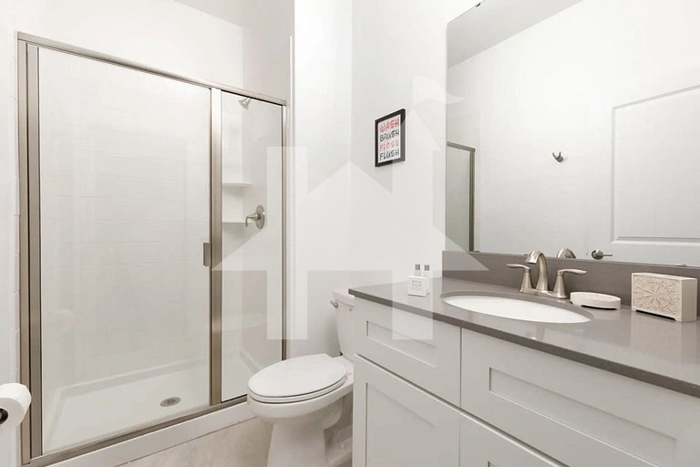 Vacation Home Near Disney, 4 bedrooms