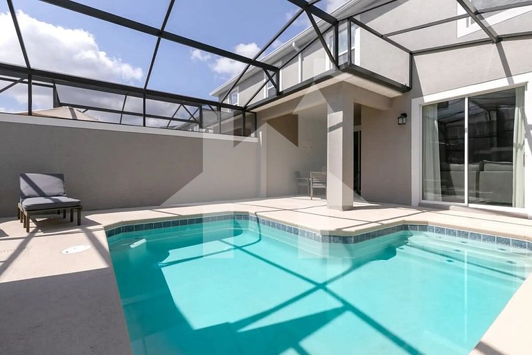 Vacation Home Near Disney, 4 bedrooms