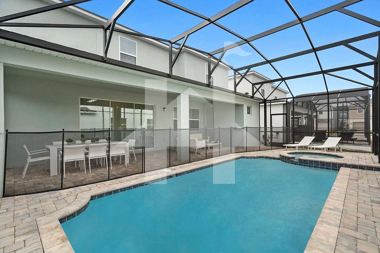 Vacation Home Near Disney, 9 bedrooms
