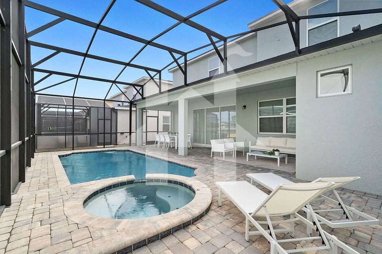 Vacation Home Near Disney, 9 bedrooms