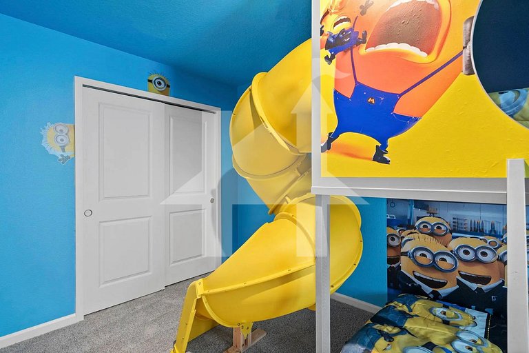 Vacation Home Near Disney, 9 bedrooms