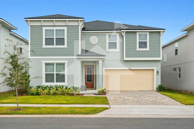 Vacation Home Near Disney, 9 bedrooms