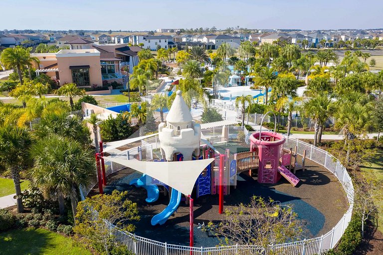 Vacation Home Near Disney, 9 bedrooms