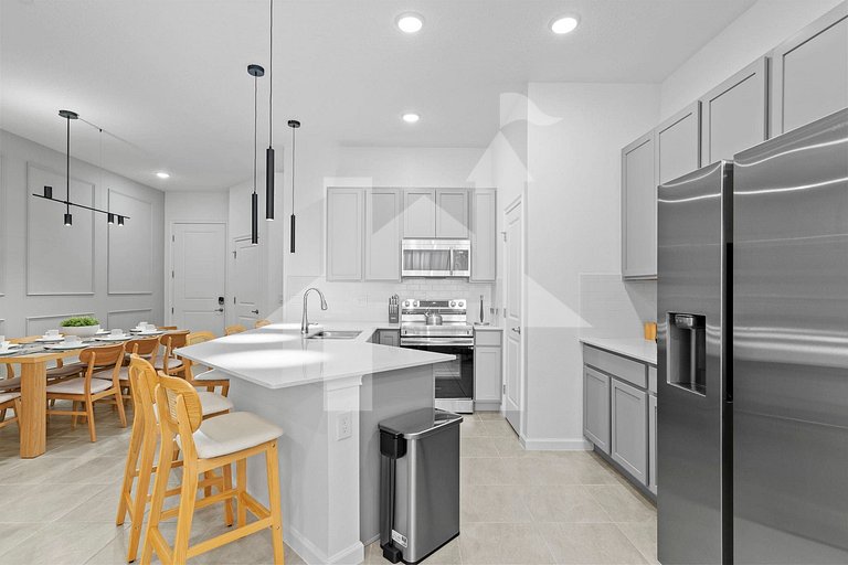 Vacation Home Near Disney, 5 bedrooms