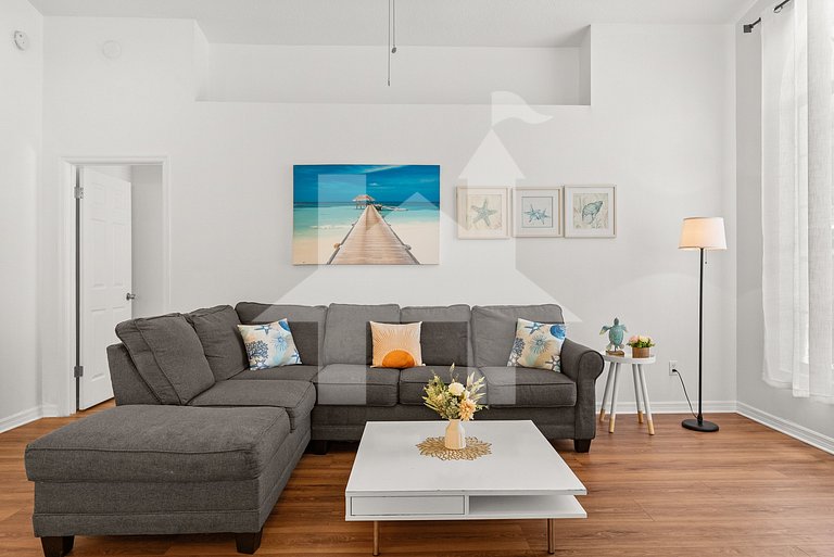 10 min da Disney – 3 Q/2 B com Piscina e Game Room