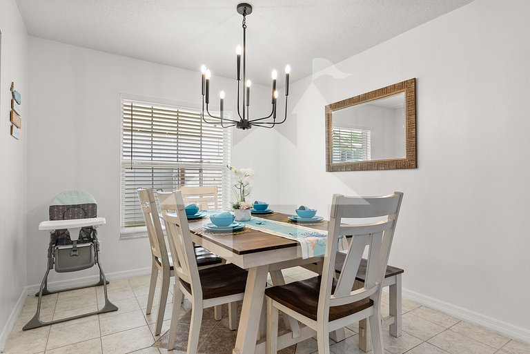 10 mins to Disney! 3BD/2BA w/ Pool and Game Room