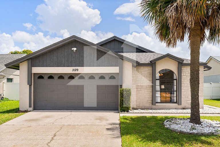 10 mins to Disney! 3BD/2BA w/ Pool and Game Room