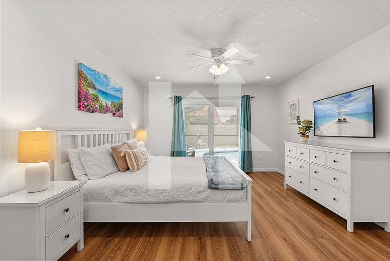 10 mins to Disney! 3BD/2BA w/ Pool and Game Room