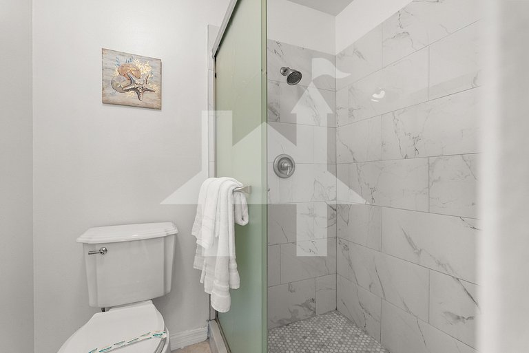 10 mins to Disney! 3BD/2BA w/ Pool and Game Room