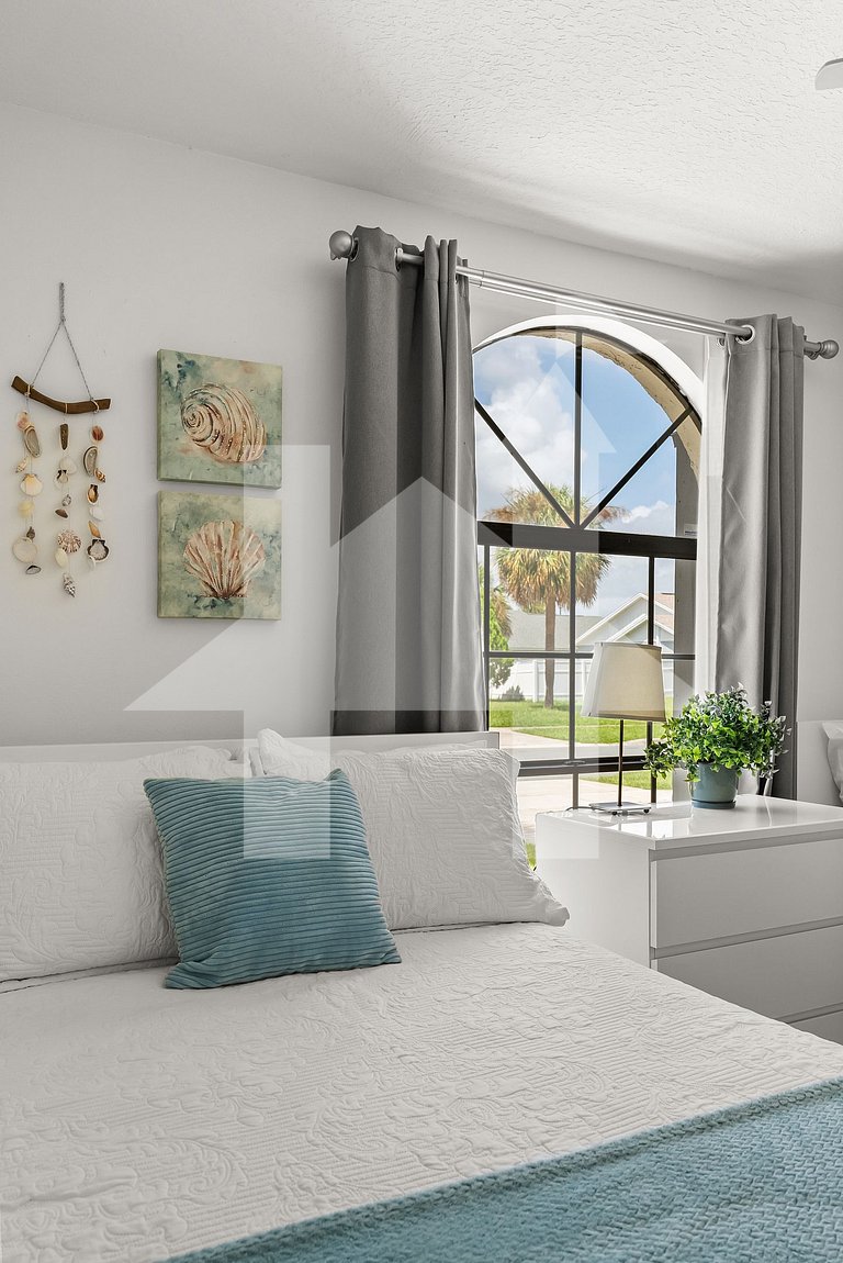 10 min da Disney – 3 Q/2 B com Piscina e Game Room