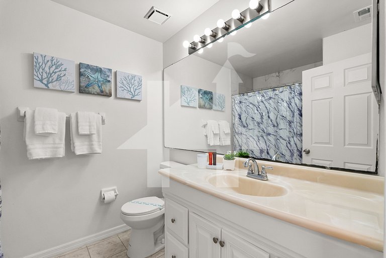 10 min da Disney – 3 Q/2 B com Piscina e Game Room
