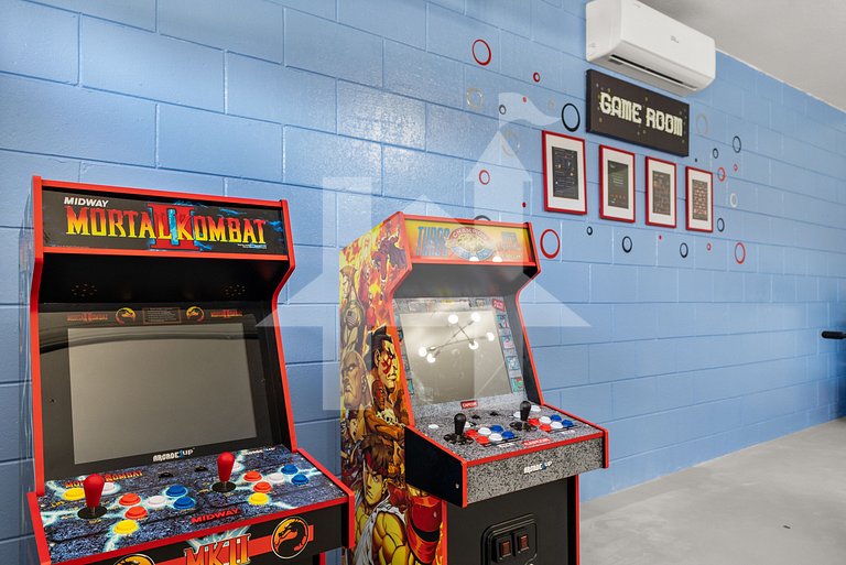 10 min da Disney – 3 Q/2 B com Piscina e Game Room