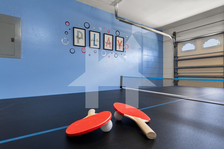 10 min da Disney – 3 Q/2 B com Piscina e Game Room