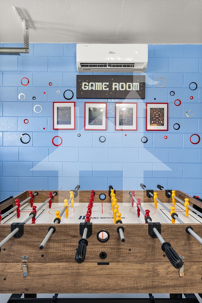 10 min da Disney – 3 Q/2 B com Piscina e Game Room