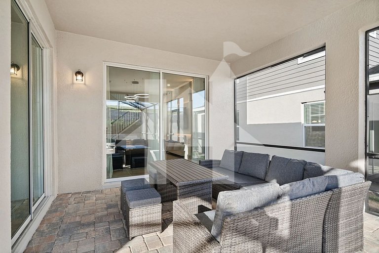 Vacation Home Near Disney, 6 bedrooms