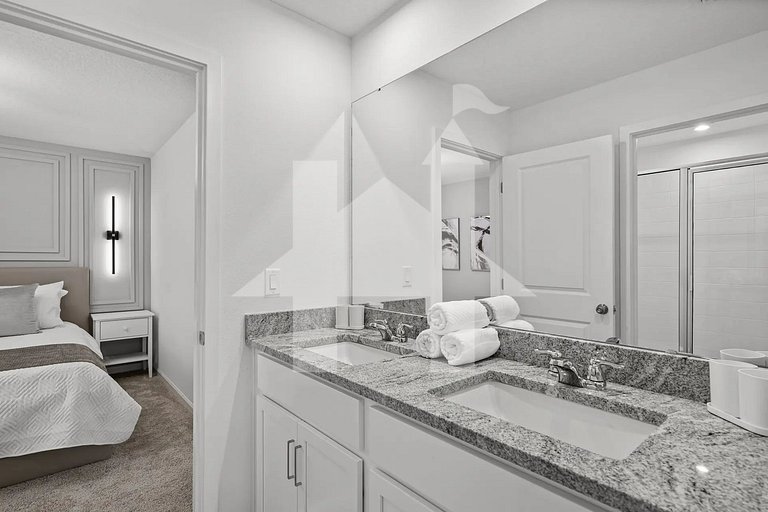 Vacation Home Near Disney, 6 bedrooms