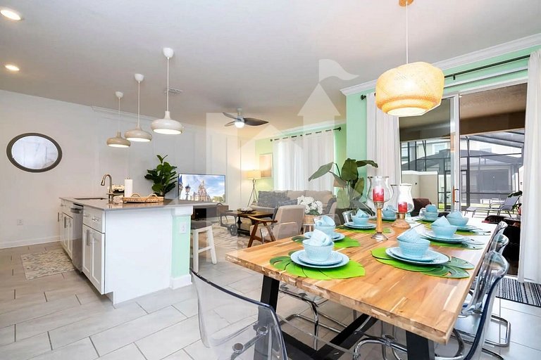 Vacation Home Near Disney, 4 bedrooms