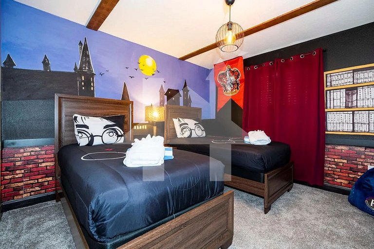 Vacation Home Near Disney, 4 bedrooms