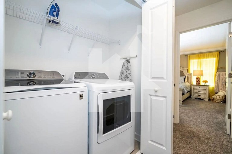 Vacation Home Near Disney, 4 bedrooms