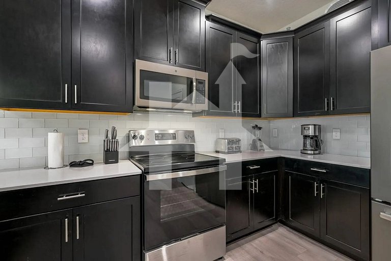 Vacation Home Near Disney, 9 bedrooms