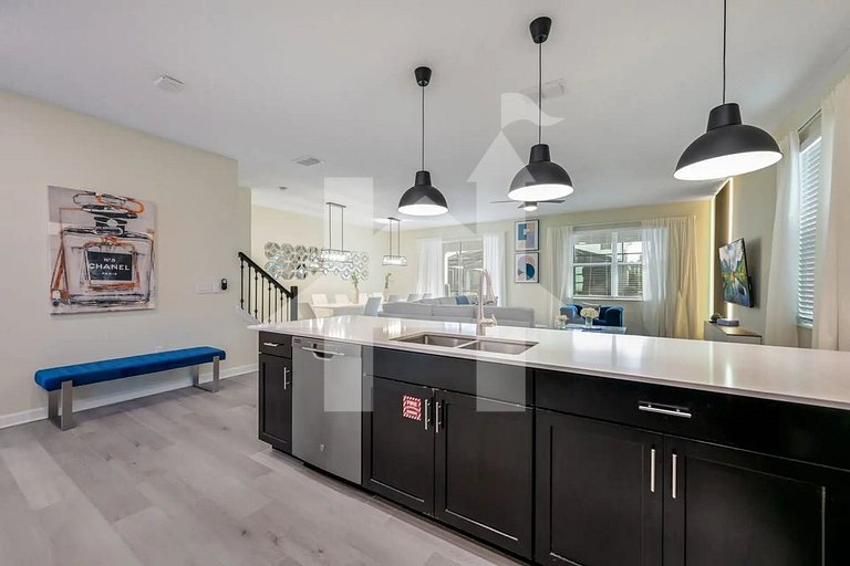 Vacation Home Near Disney, 9 bedrooms