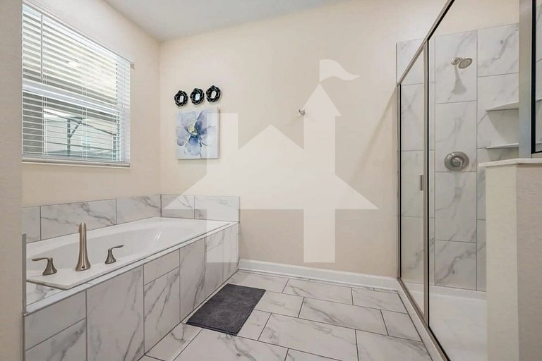 Vacation Home Near Disney, 9 bedrooms