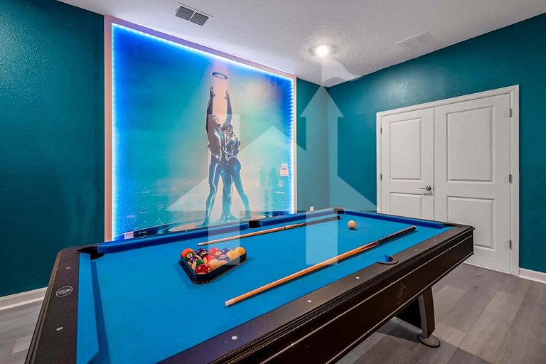 Vacation Home Near Disney, 9 bedrooms