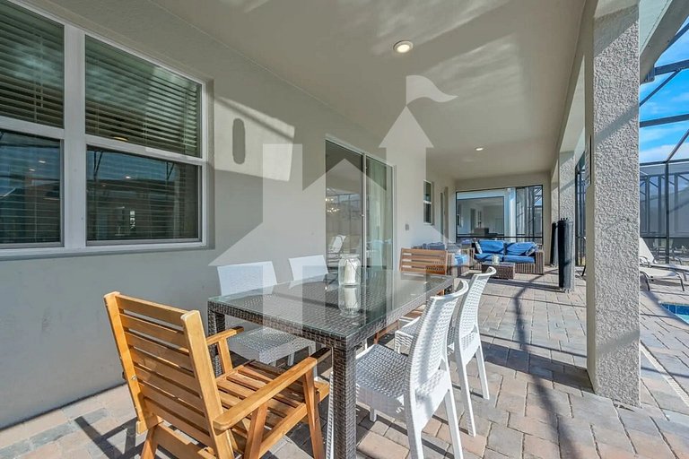 Vacation Home Near Disney, 9 bedrooms
