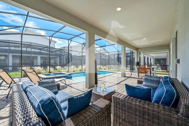 Vacation Home Near Disney, 9 bedrooms