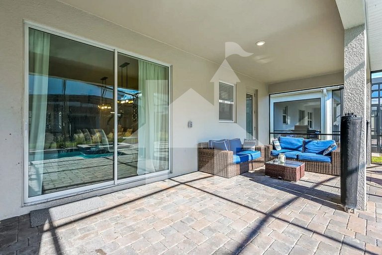 Vacation Home Near Disney, 9 bedrooms
