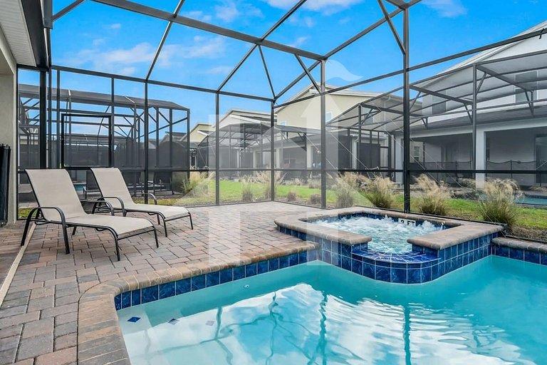 Vacation Home Near Disney, 9 bedrooms
