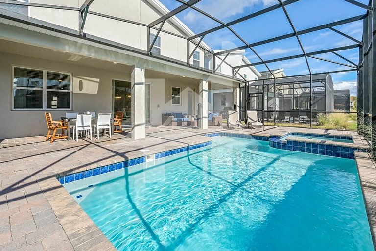 Vacation Home Near Disney, 9 bedrooms