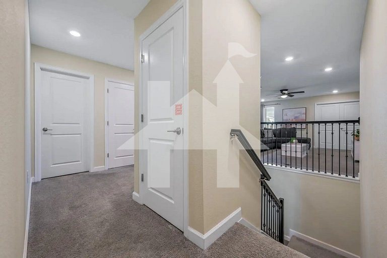 Vacation Home Near Disney, 9 bedrooms