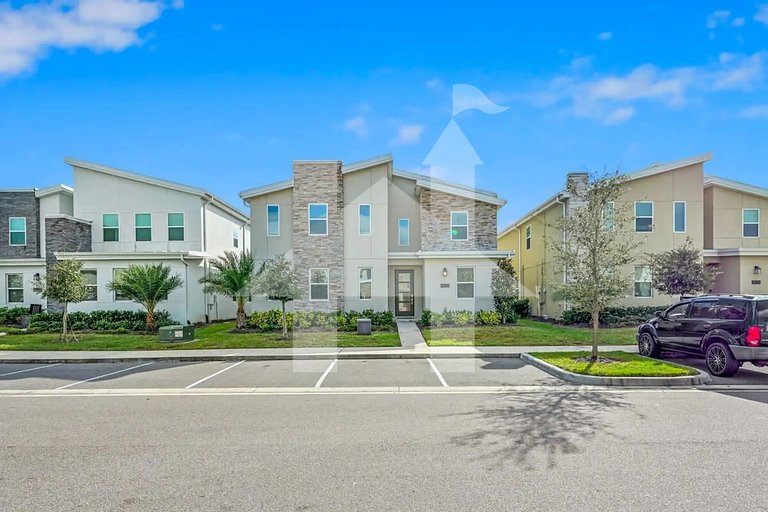 Vacation Home Near Disney, 9 bedrooms