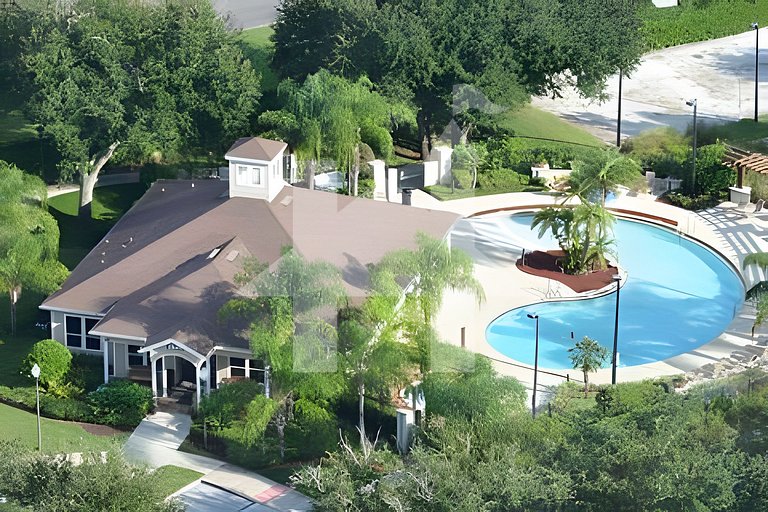 Relaxing 3-Bedroom Getaway in Lucaya Village