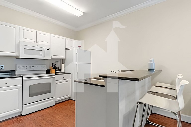 Relaxing 3-Bedroom Getaway in Lucaya Village