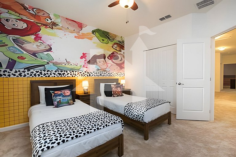 Casa c/ 9Q, piscina, spa e cinema! Perto da Disney