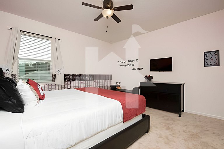 Casa c/ 9Q, piscina, spa e cinema! Perto da Disney